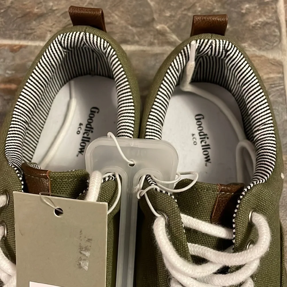 🆕 Canvas sneakers militar green Men’s size 7 - Picture 3 of 4